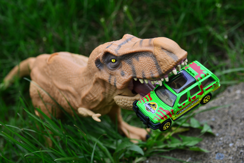 Illustration for article titled Welcome to the Jungle: Matchbox Jurassic Legacy Collection